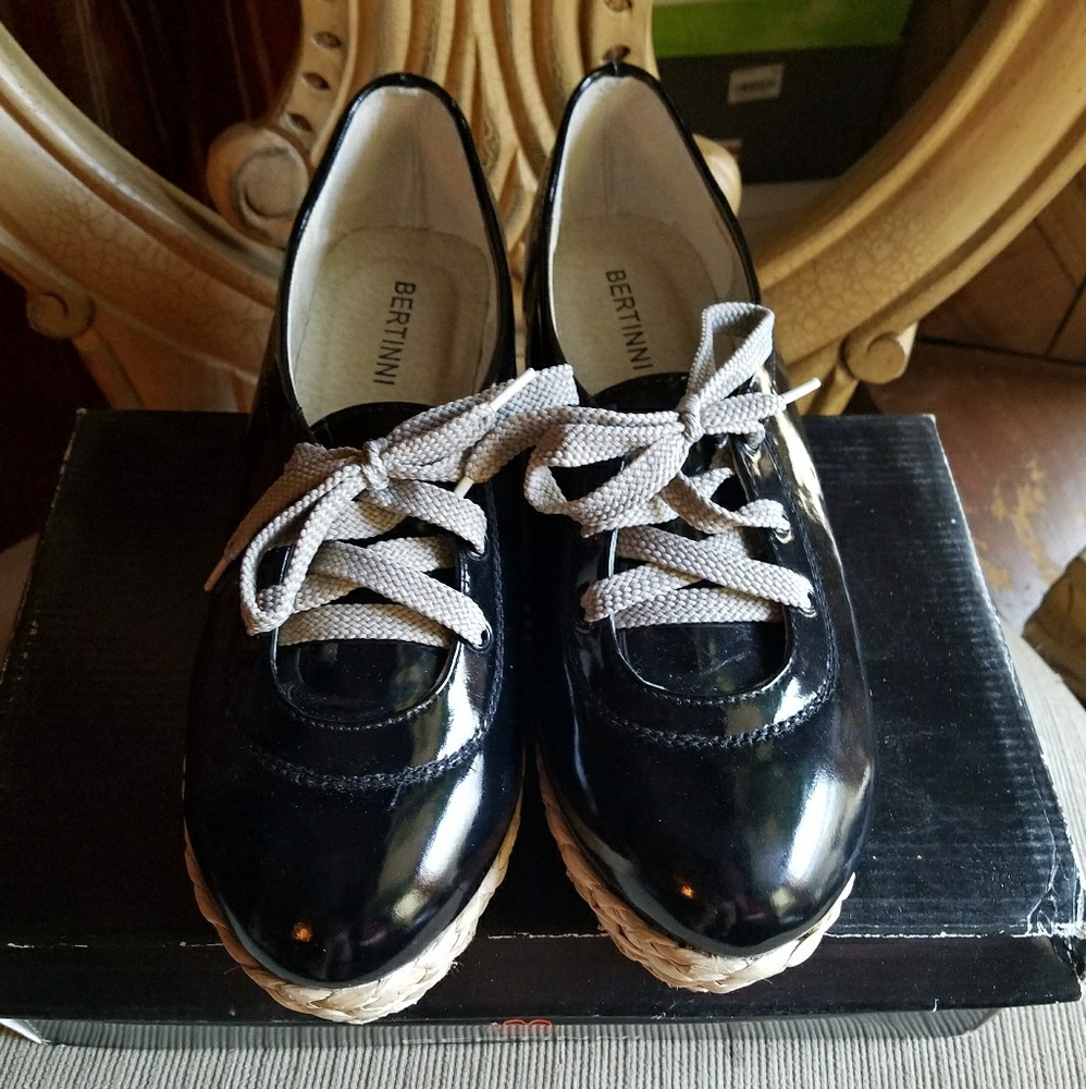 Women shoes
